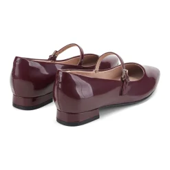 Women's Taren Total Motion Pointy Toe Dress Flats